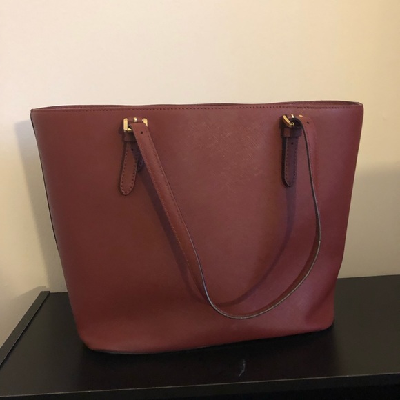 💥SALE💥 Michael Kors Tote - Picture 2 of 5